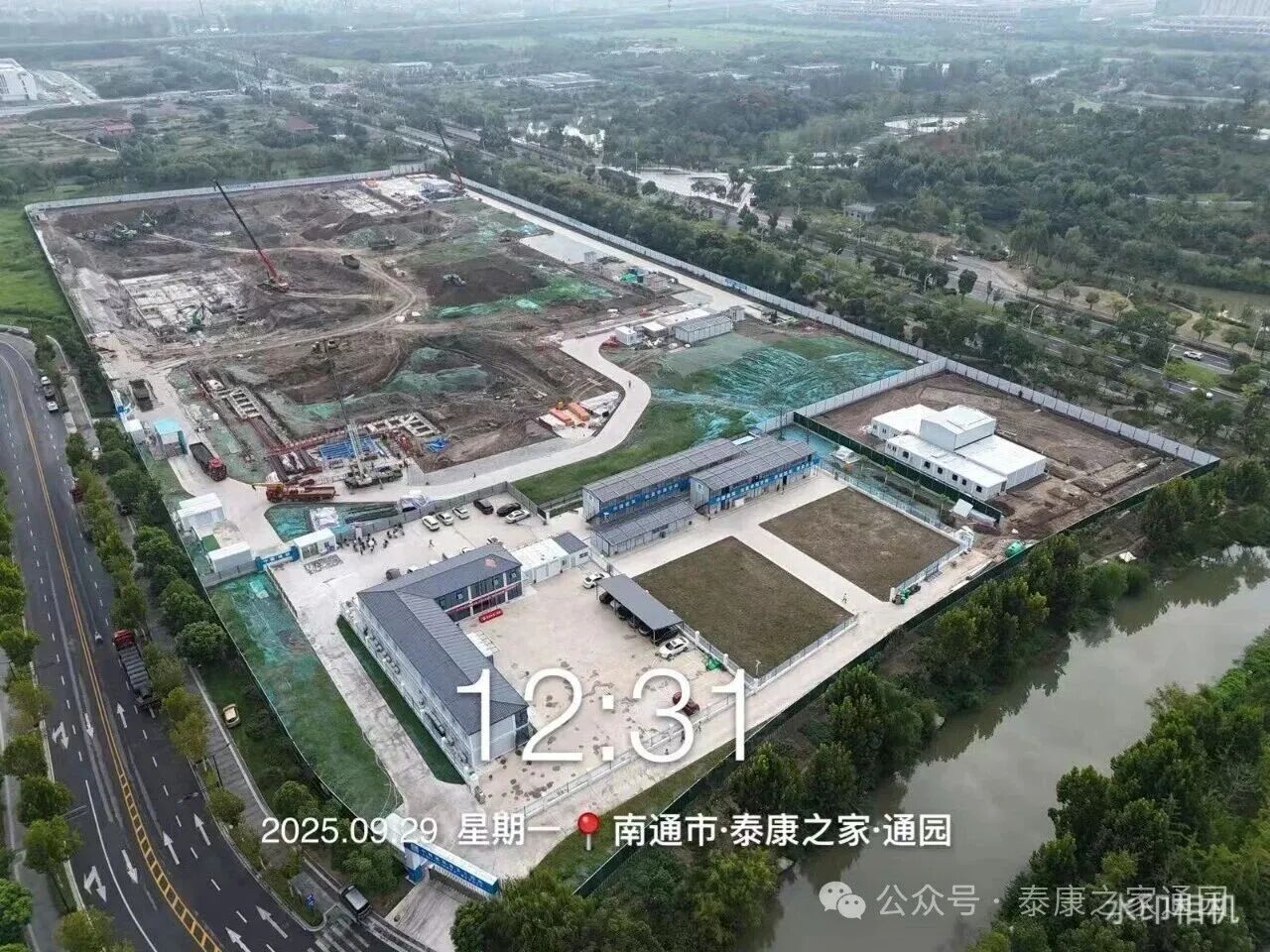 04c7fafd9429b059b6120009c3884c33.jpg cdc7a98cfc3fa13fc946acfa8930f586.jpg