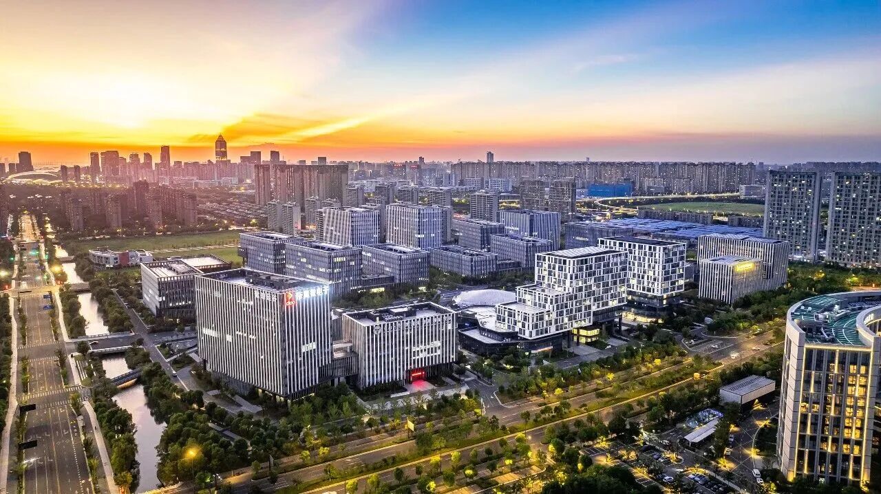 4bfe065ab12b8408526b8637c14e0295.jpg e54cab023777231bcc3cbd1a5a830ecb.jpg