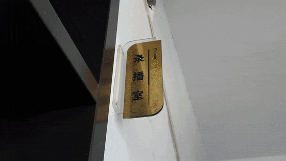 ea81a311341bdd1c783bdfe18d67ded3.jpg