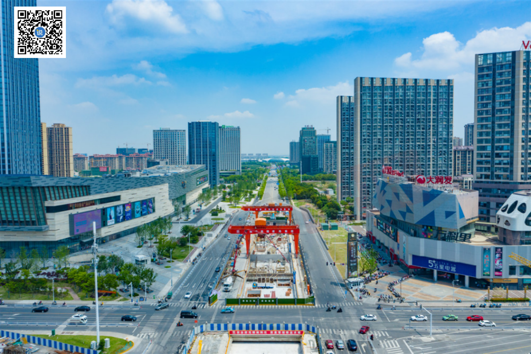 在建的 地铁1,2号线, 永兴大道,通宁大道,江海大道等城市主干道,高架